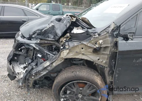 2022 Honda Pilot Awd Black Edition z USA, uszkodzony, nr VIN 5FNYF6H72NB011788